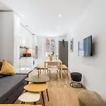 아파트 Renting - Republique - Garibaldi Chic 3 Bedrooms 3 Bathrooms Balcony Aircon *